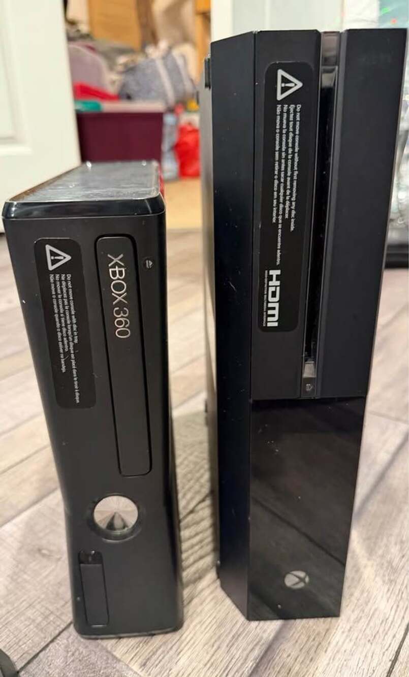 Xbox One w/ Games & Cords